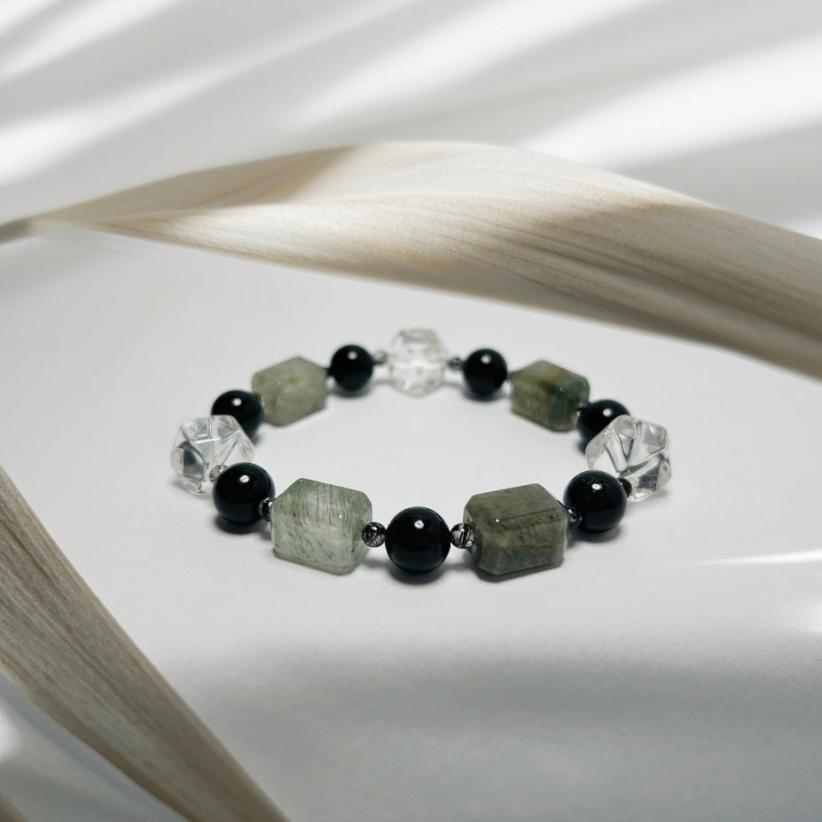 Frosted Clarity – Rutilated Quartz · Clear Quartz · Obsidian