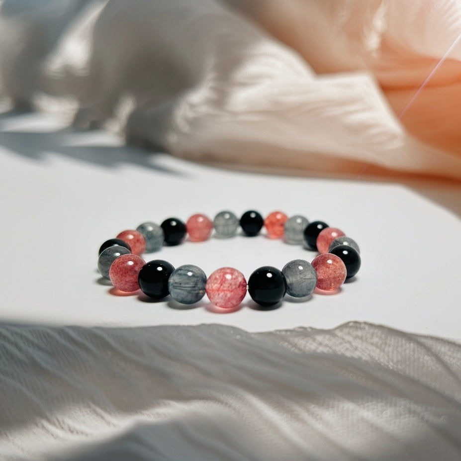 Guardian of Love & Clarity – Strawberry Quartz · Obsidian · Rutilated Quartz
