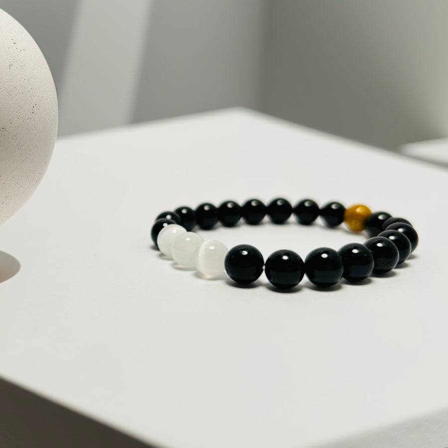 Celestial Balance – Obsidian · Moonstone · Lacquer Bead