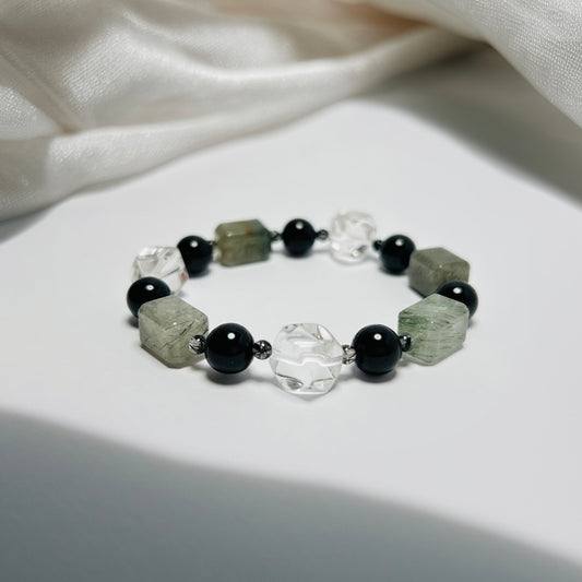 Frosted Clarity – Rutilated Quartz · Clear Quartz · Obsidian